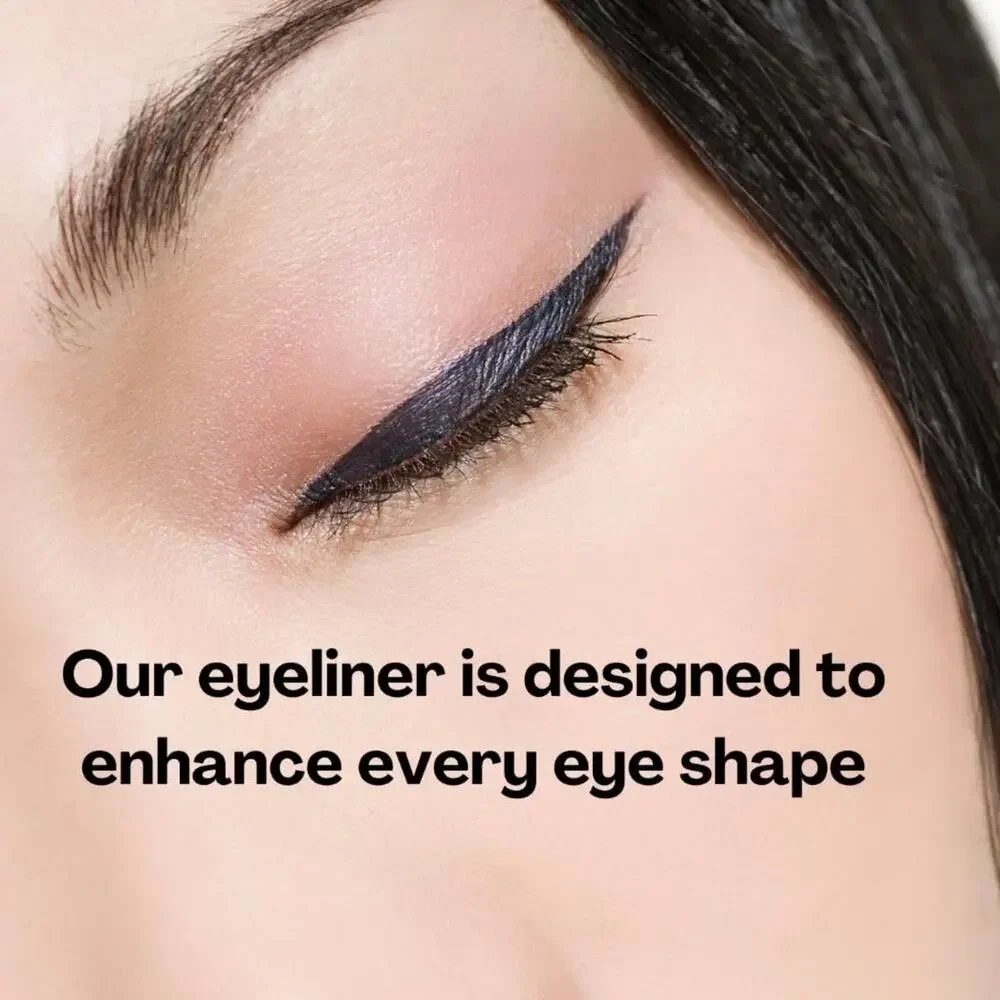 Wing Stamp Eyeliner Pen Black